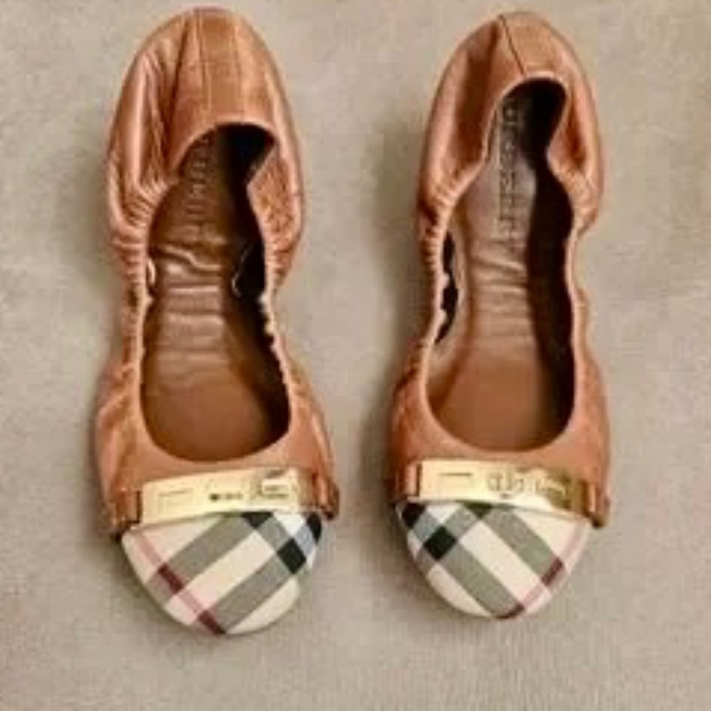 Burberry Women Flats